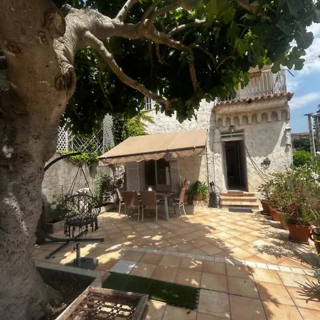 La Serenade